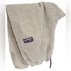 Patagonia Heather Gray Fleece Sweats